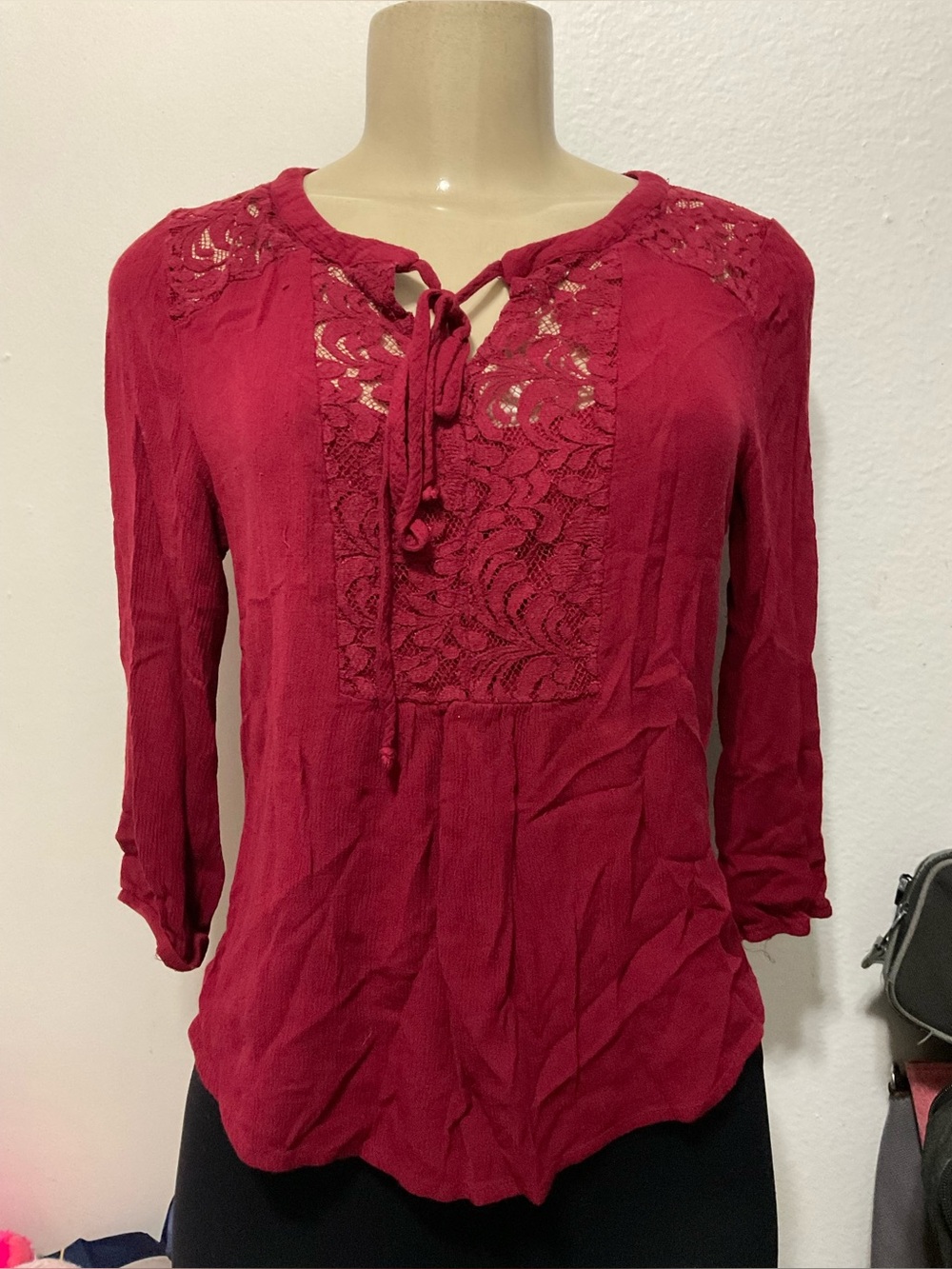 Stoosh women's red lace 3/4 sleeved top size M